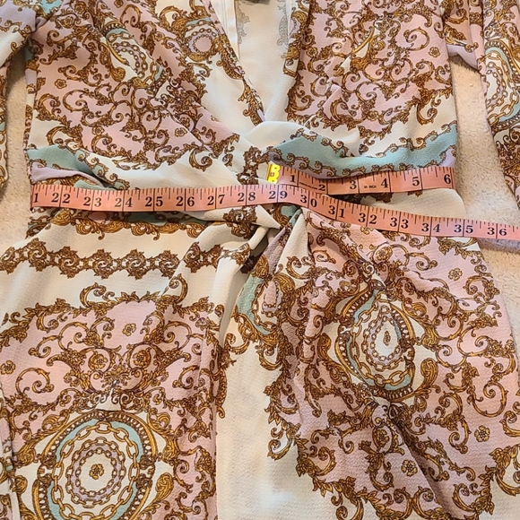 Boohoo Lottie Scarf Print Twist Wrap Shift Dress - Picture 7 of 11